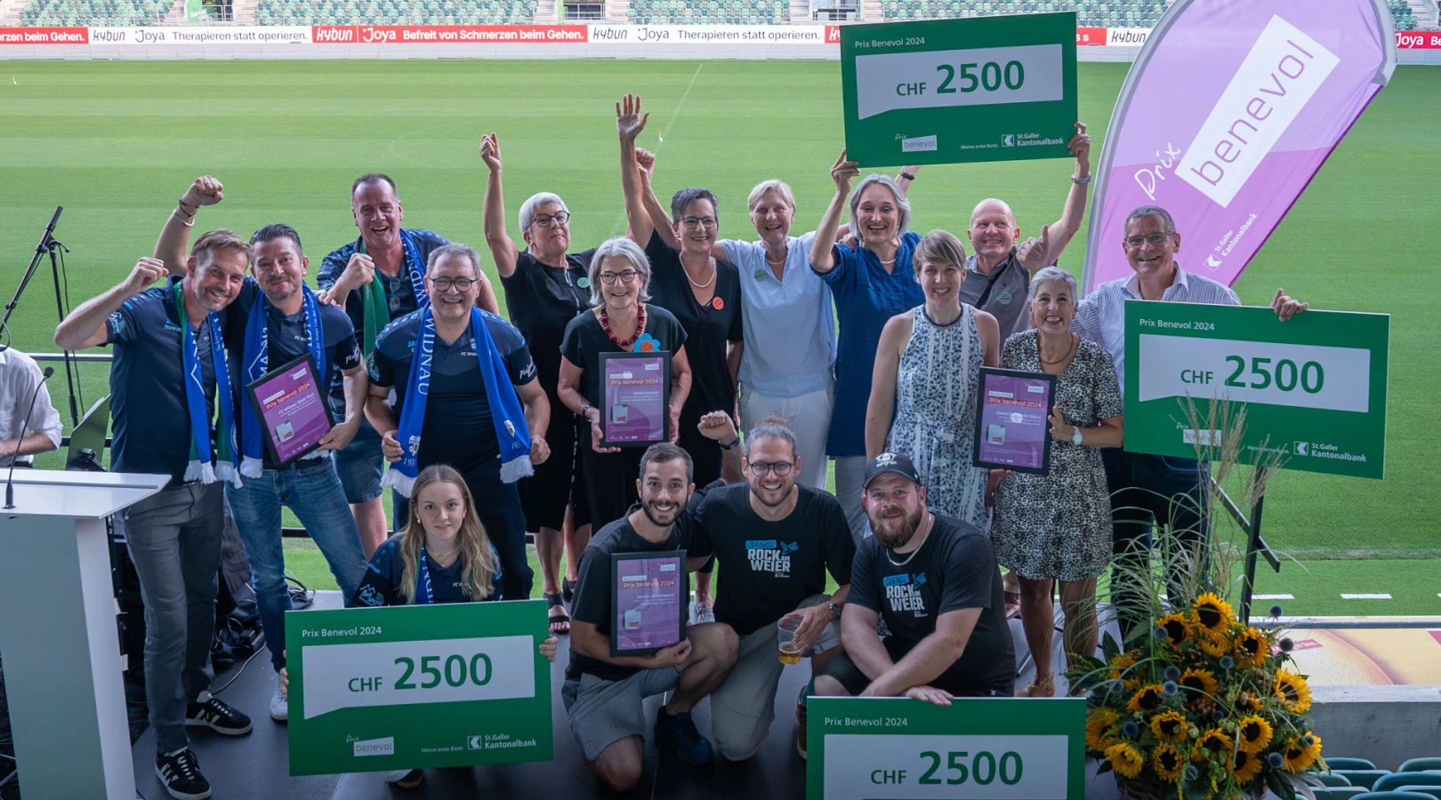 Gewinner Prix benevol 2024 - Die Vereine freuen sich über CHF 2500 Gutschein